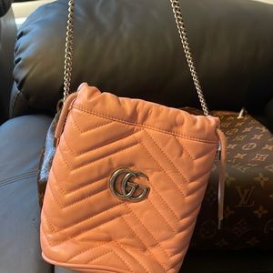 Gucci bucket purse